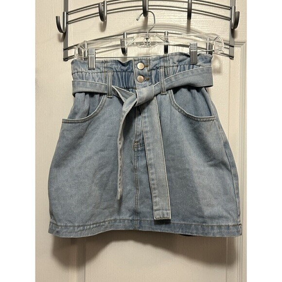 Forever 21 Denim Skirt Mini Light Blue Wash Women's Size Medium Junior M New - Picture 1 of 15